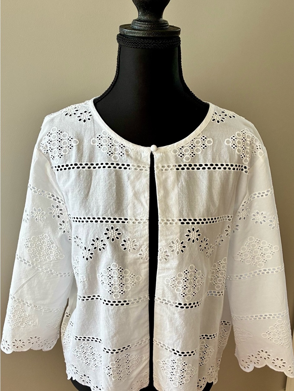 Talbots White Eyelet Button-Front Cotton Top